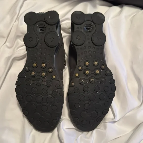 Mens Nike Air Shox Dark Grey Suede Size 11.5 - Picture 3 of 6